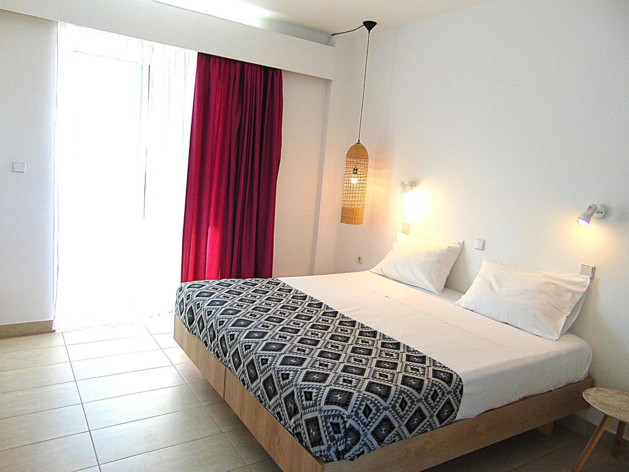 Aparthotel Rosie's Bellezza Faliraki Esterno foto